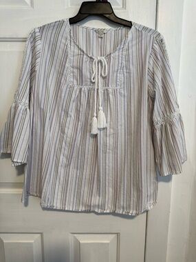 Plus size vintage Tie-Neck Top